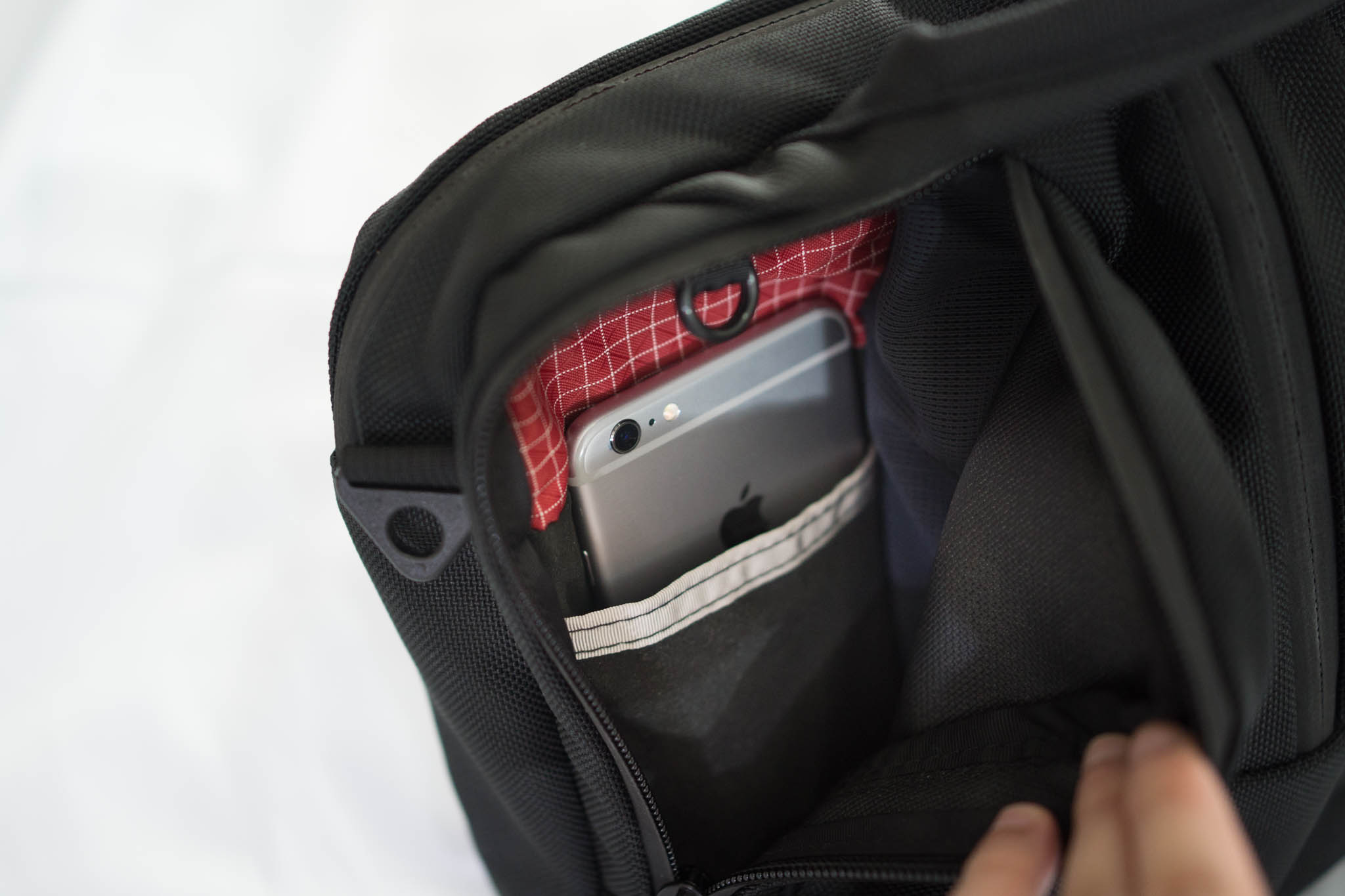 Tom Bihn's new Icon Messenger is for carrying all of your